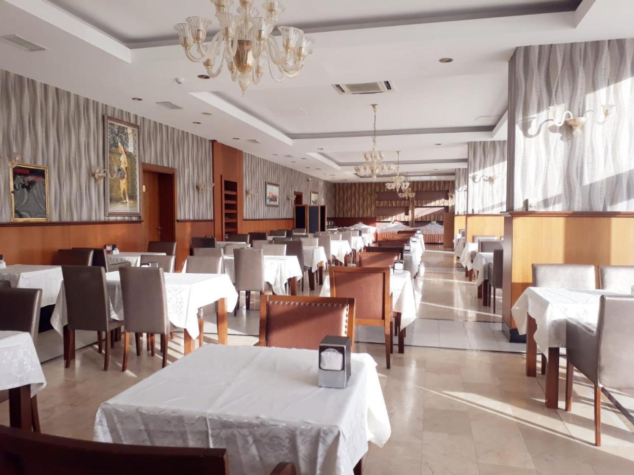Hôtel Pelikan à Büyükçekmece Extérieur photo